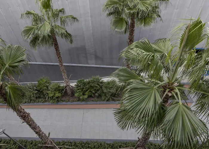 Waterfront Vibes By Wonderful Italy * Γένοβα