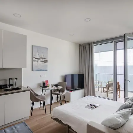 アパート Waterfront Vibes By Wonderful Italy ジェノヴァ